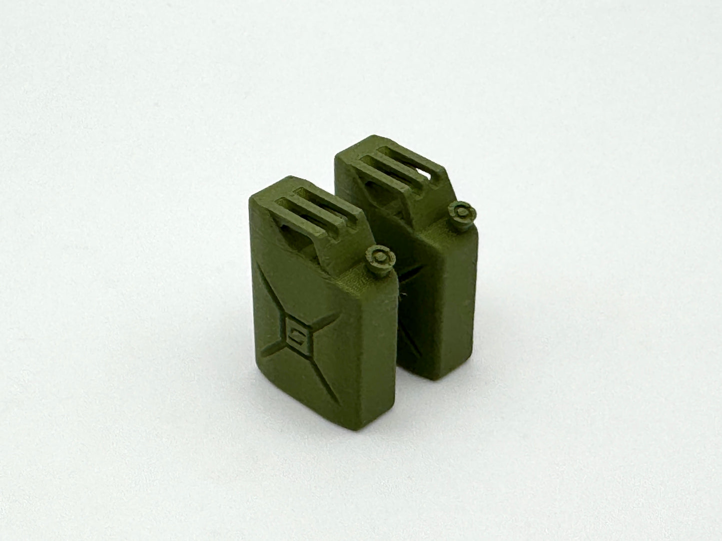 Standard Crate: 2 Fuel Cans 1/18 (3.75) Scale