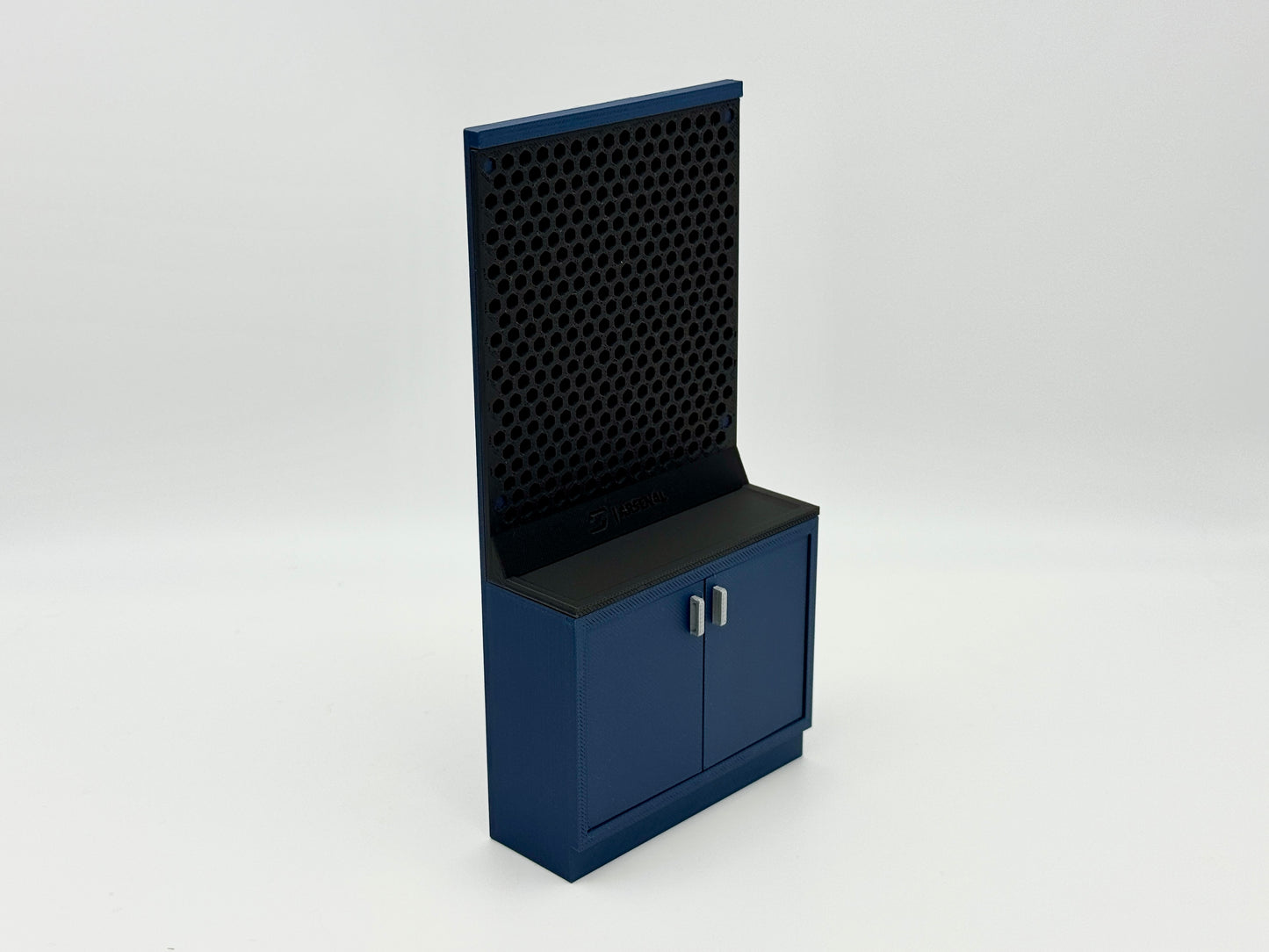 Armory - Rack & Cabinet #04 (Half Cabinet)