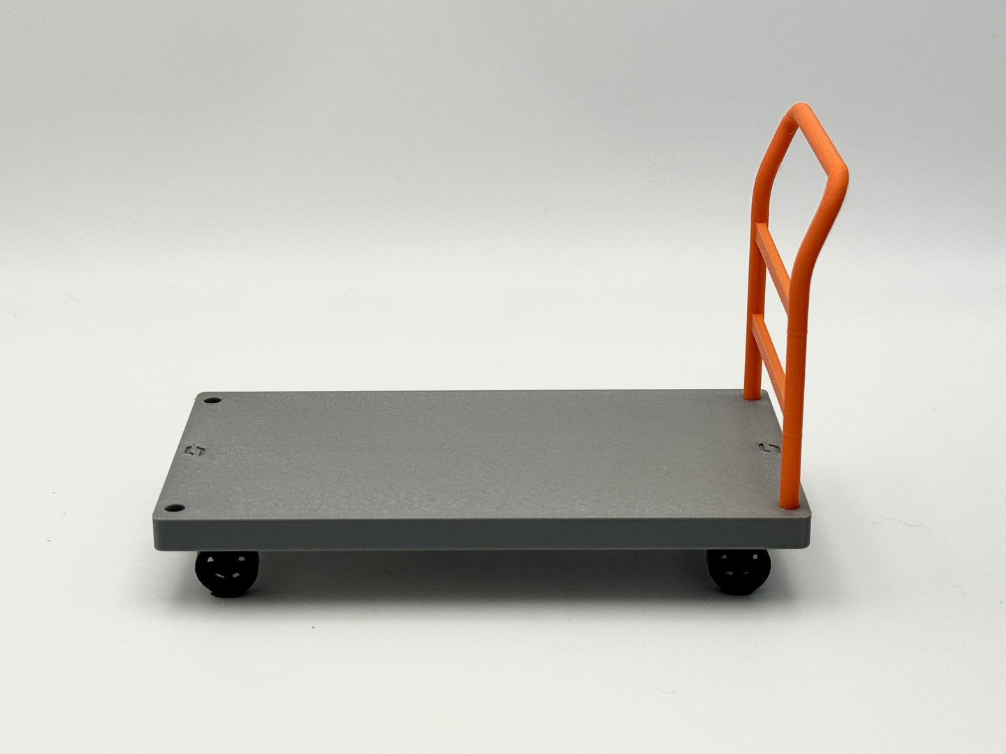 Diorama - Shop Flat Cart 1:12 Scale