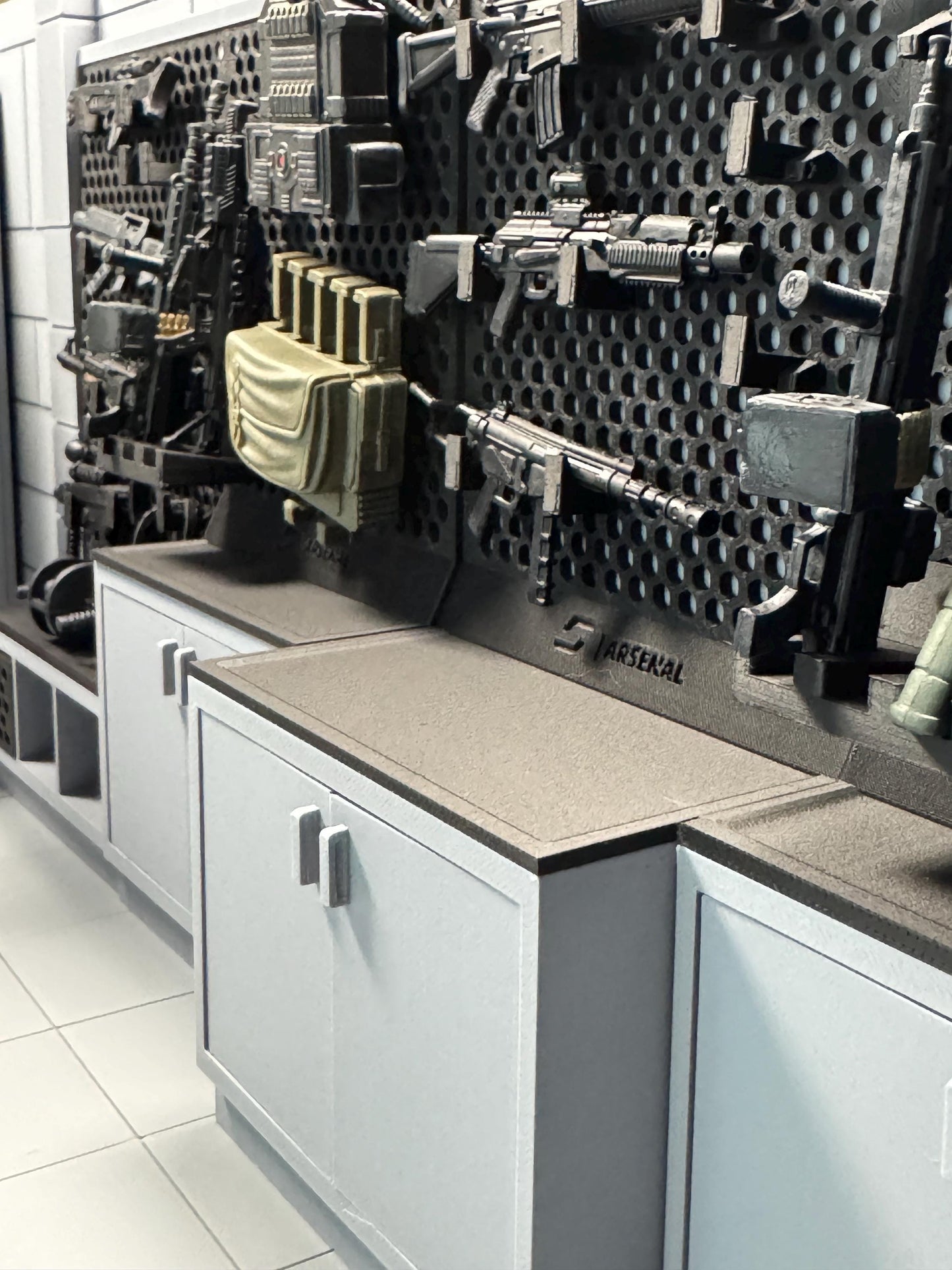 Armory - Rack & Cabinet #06 (Large Half Cabinet)