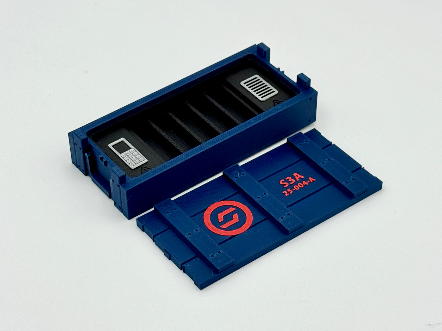 Standard Crate - Utility Legacy Medium with Chemical Cylinders - Cobra