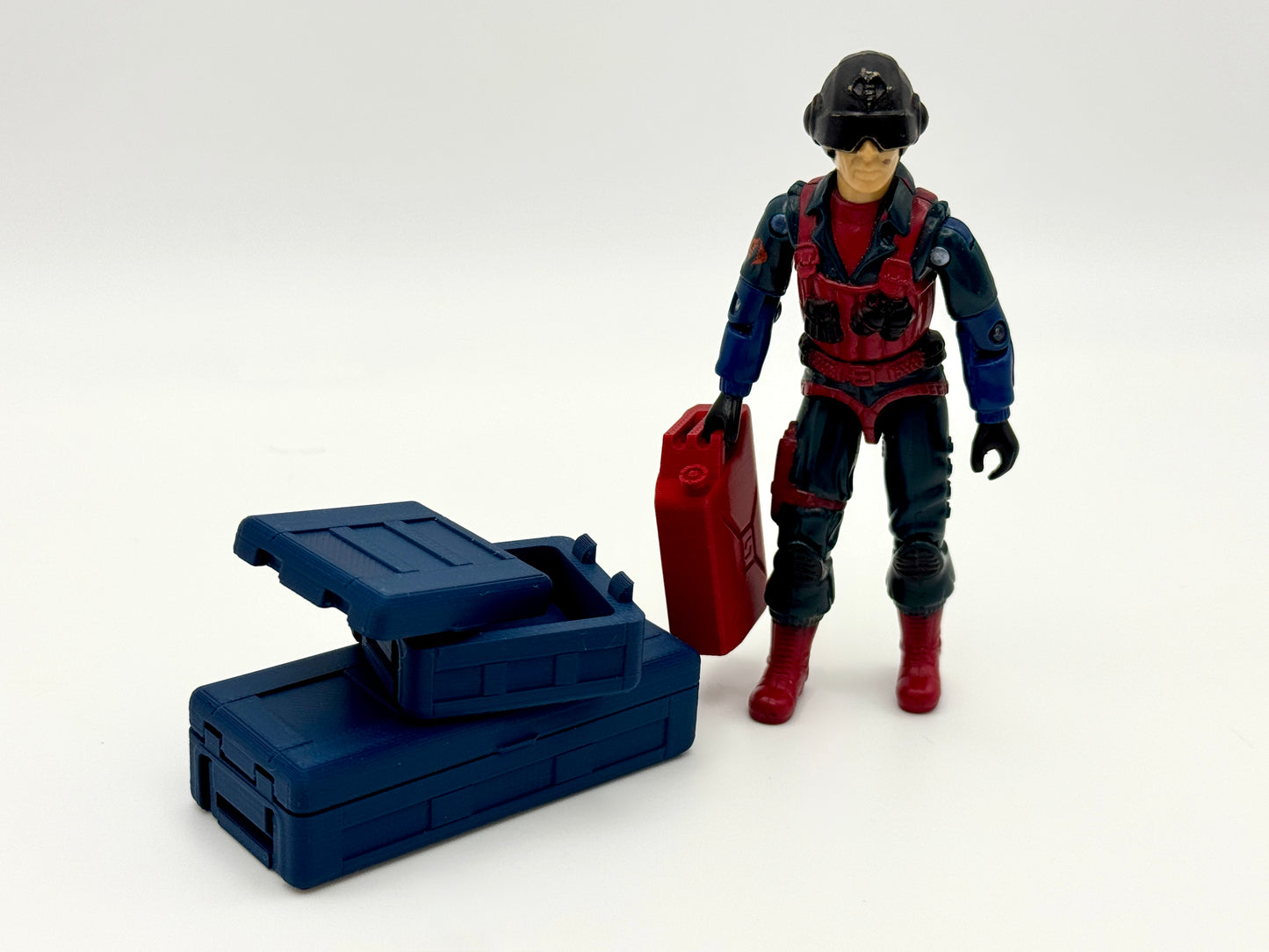 Standard Crate: 2 Fuel Cans 1/18 (3.75) Scale