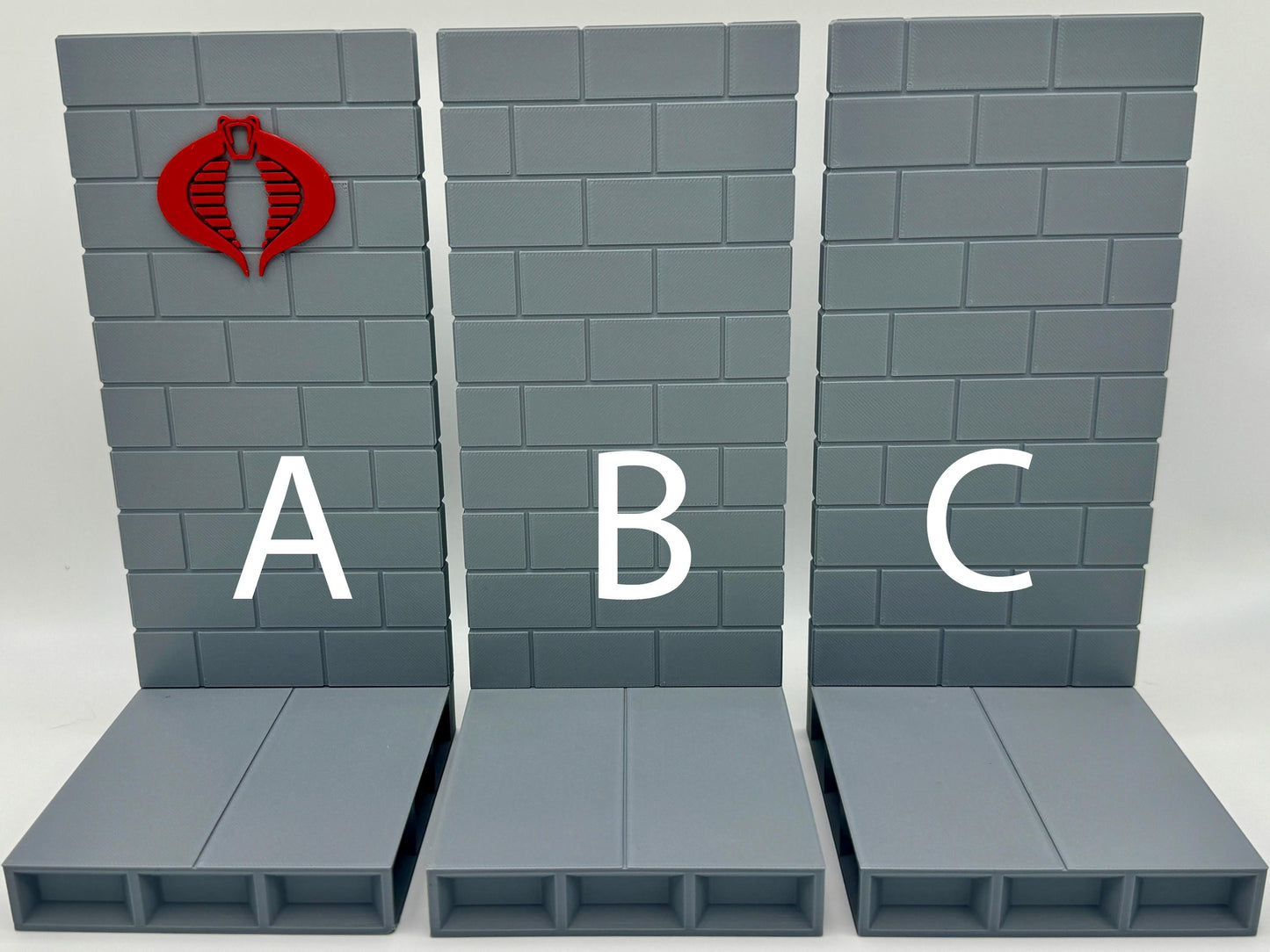 Figure Stand: Block Wall G.I. Joe/Cobra