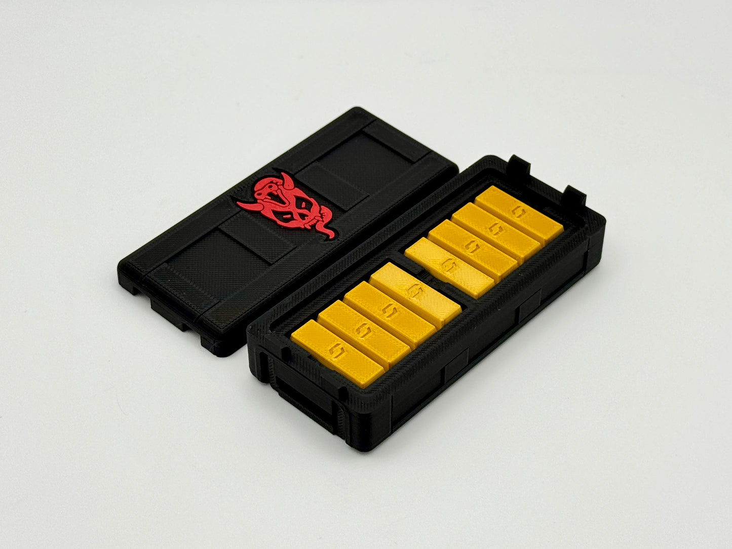 Standard Crate - Utility Medium with Gold - Cobra