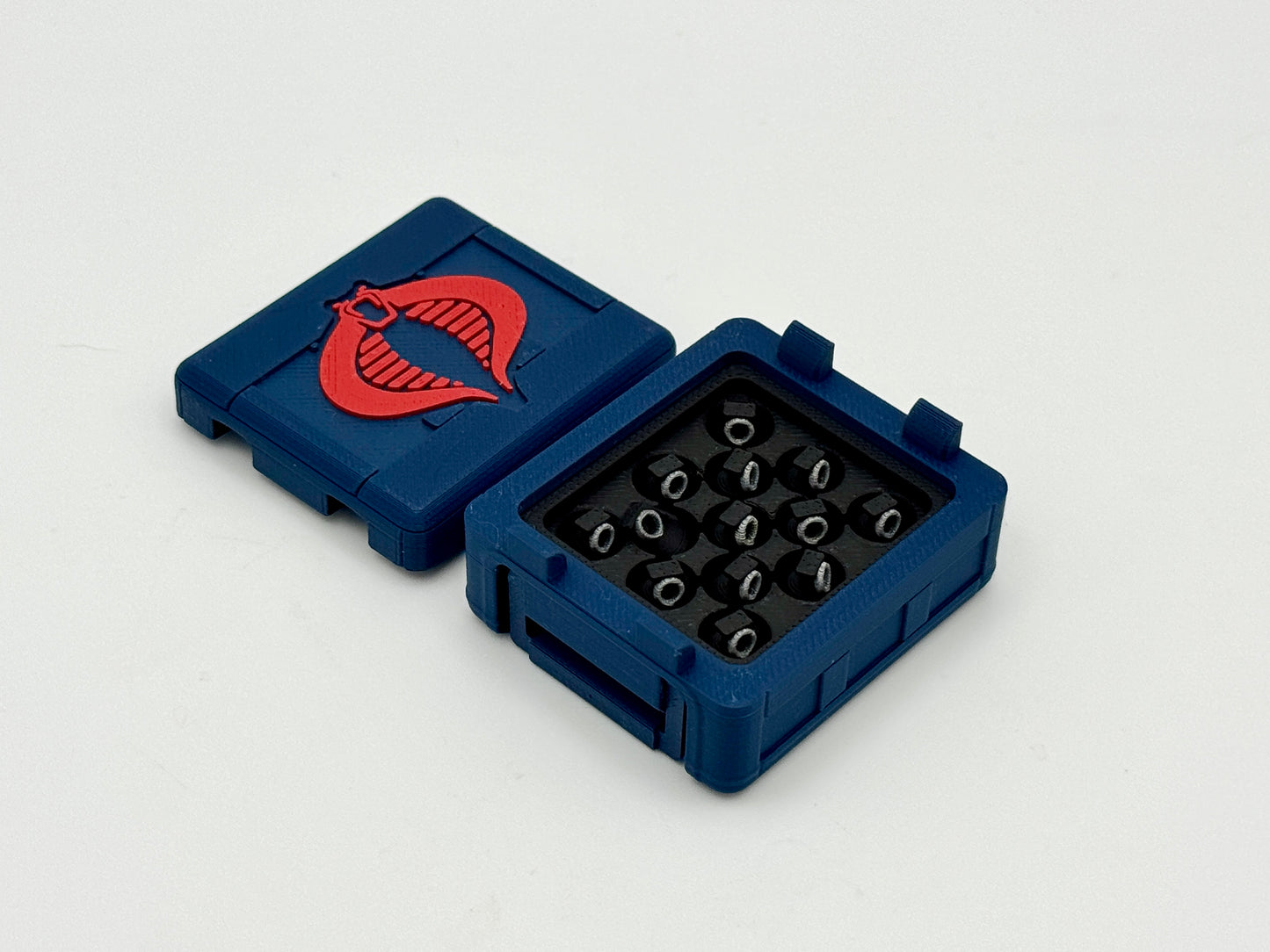 Standard Crate: Utility X-Small with M67 Grenades or MKII - Cobra