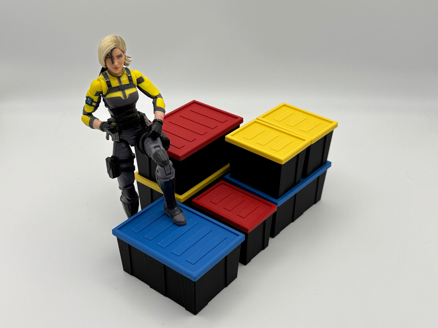 Diorama: Shop Totes 1:12 Scale