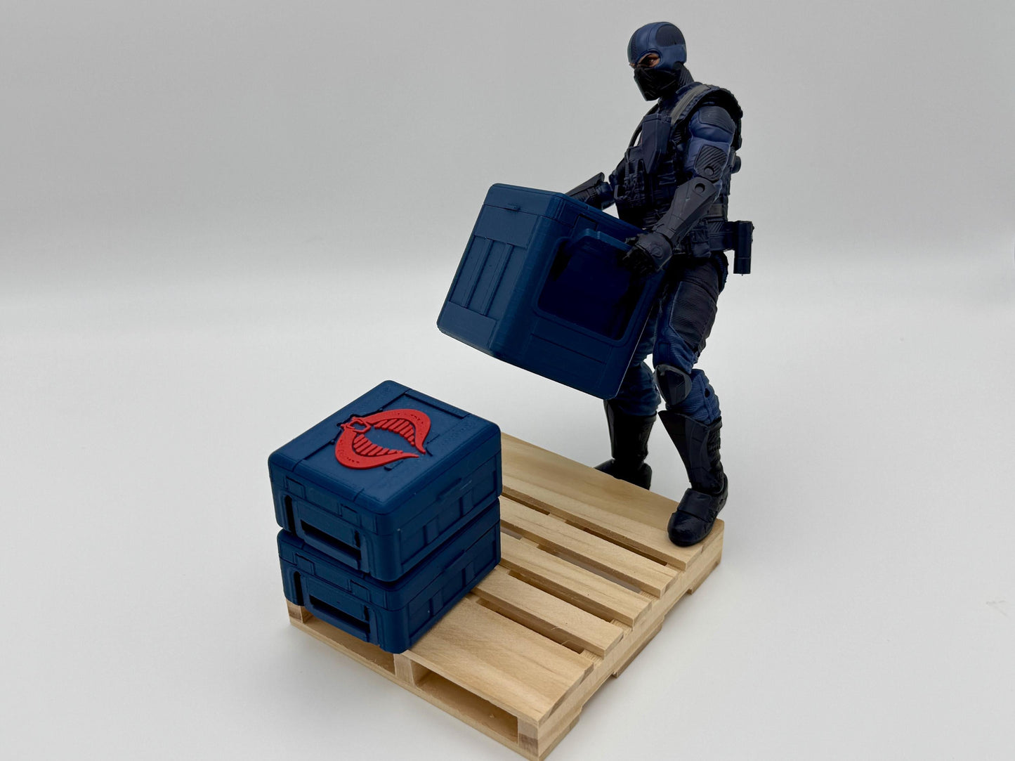 Standard Crate - Utility Medium Tomax and Xamot - Cobra