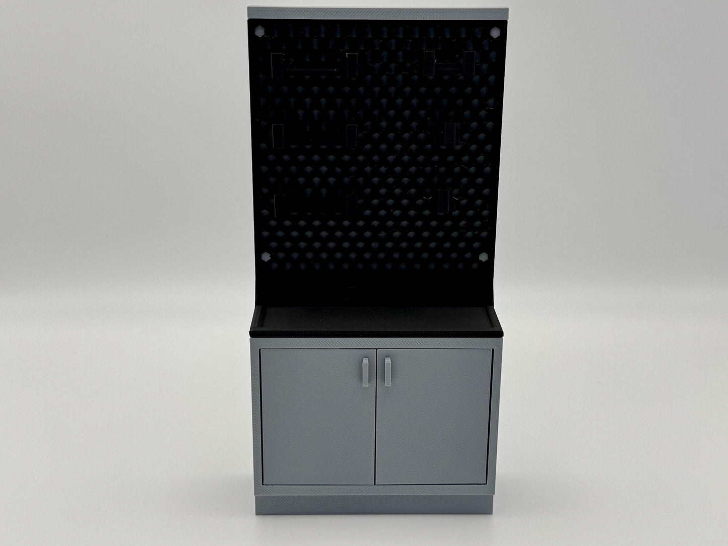 Armory - Rack & Cabinet #04 (Half Cabinet)