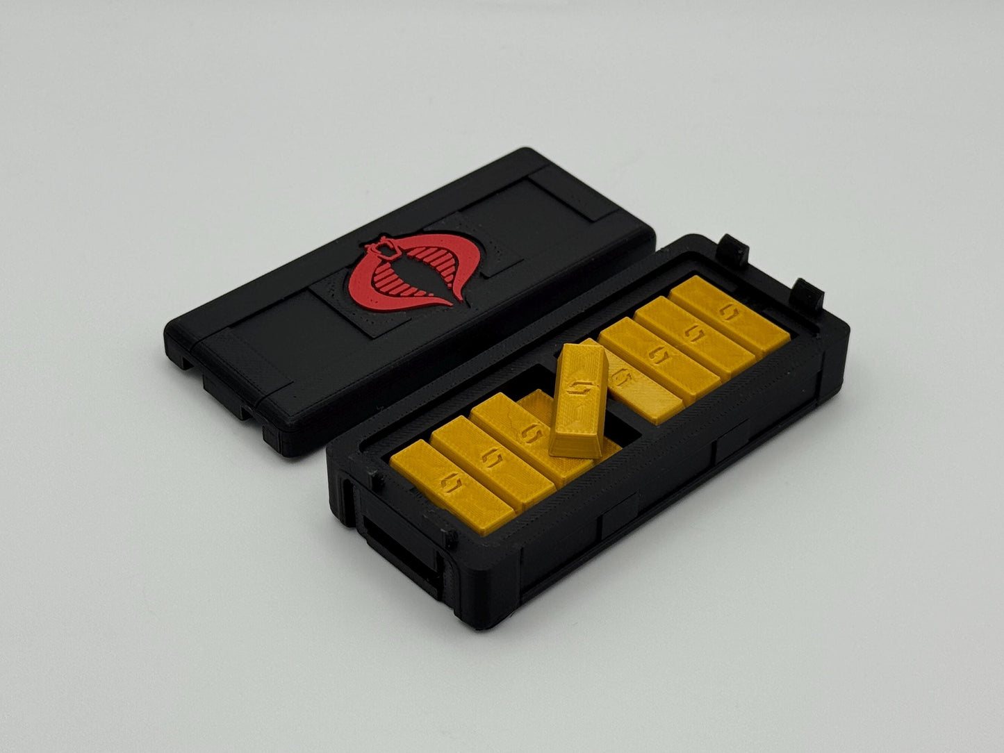 Standard Crate - Utility Medium with Gold - Cobra