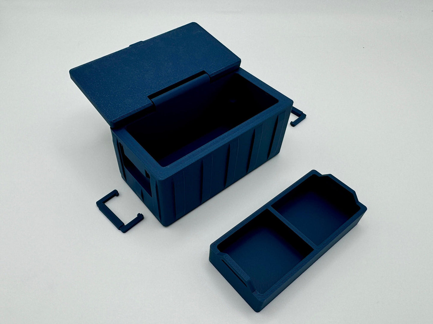 Standard Crate: Foot Locker - Cobra