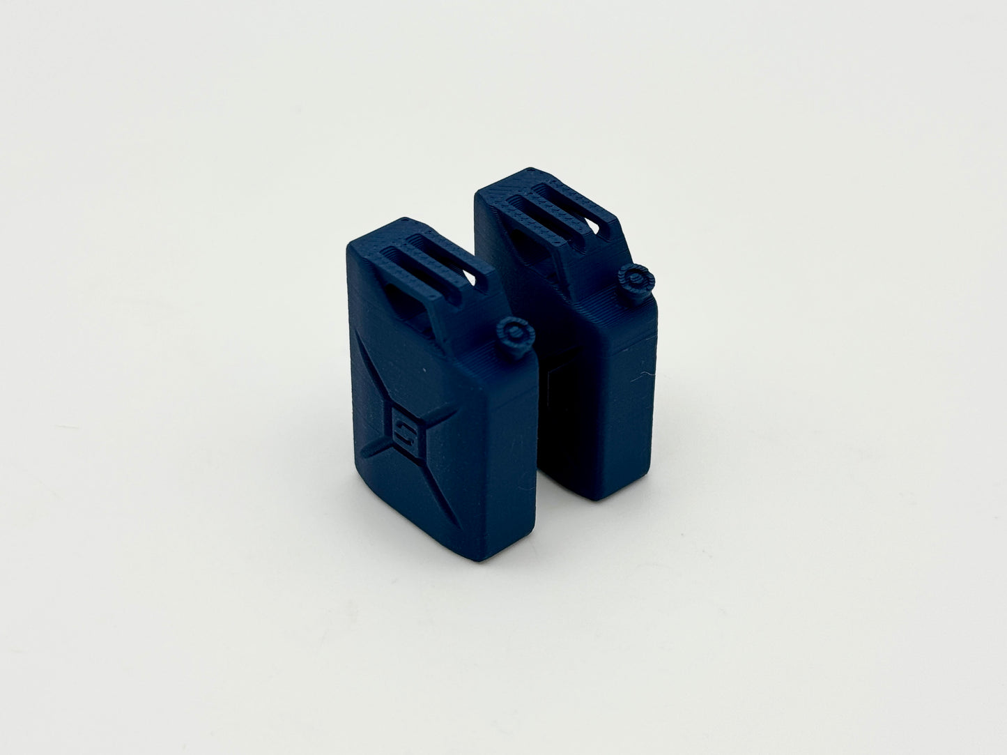 Standard Crate: 2 Fuel Cans 1/18 (3.75) Scale