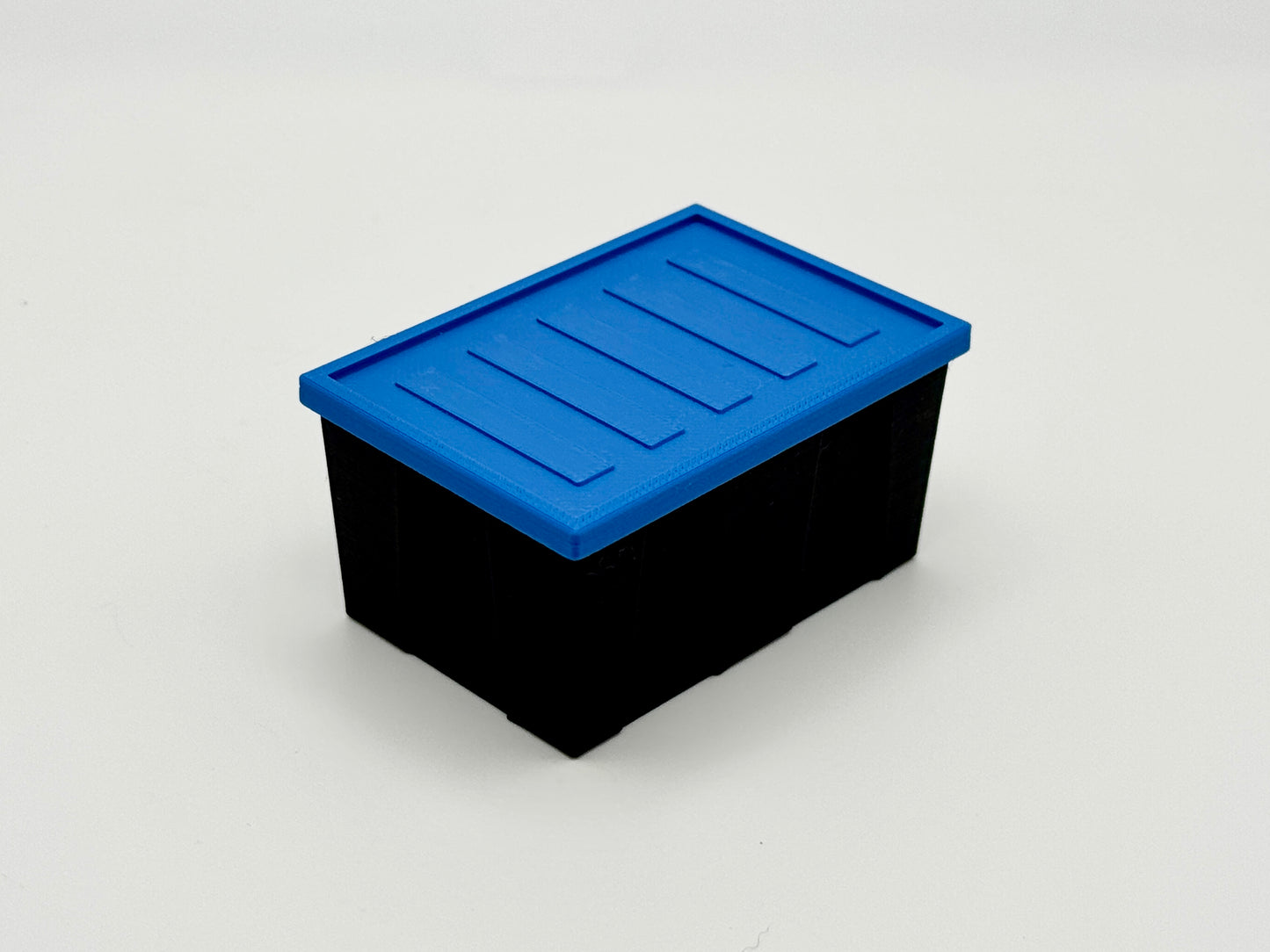 Diorama: Shop Totes 1:12 Scale