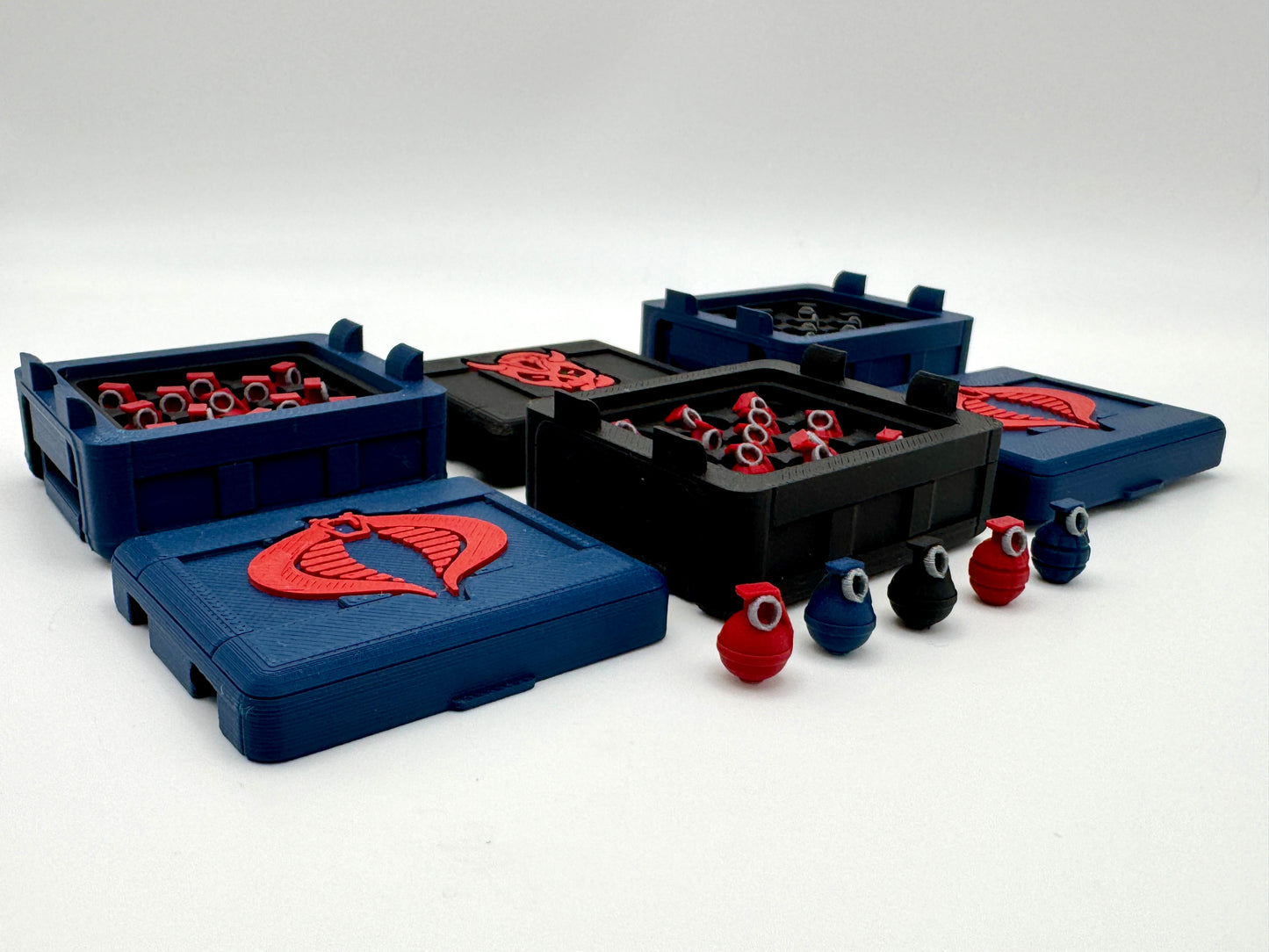 Standard Crate: Utility X-Small with M67 Grenades or MKII - Cobra