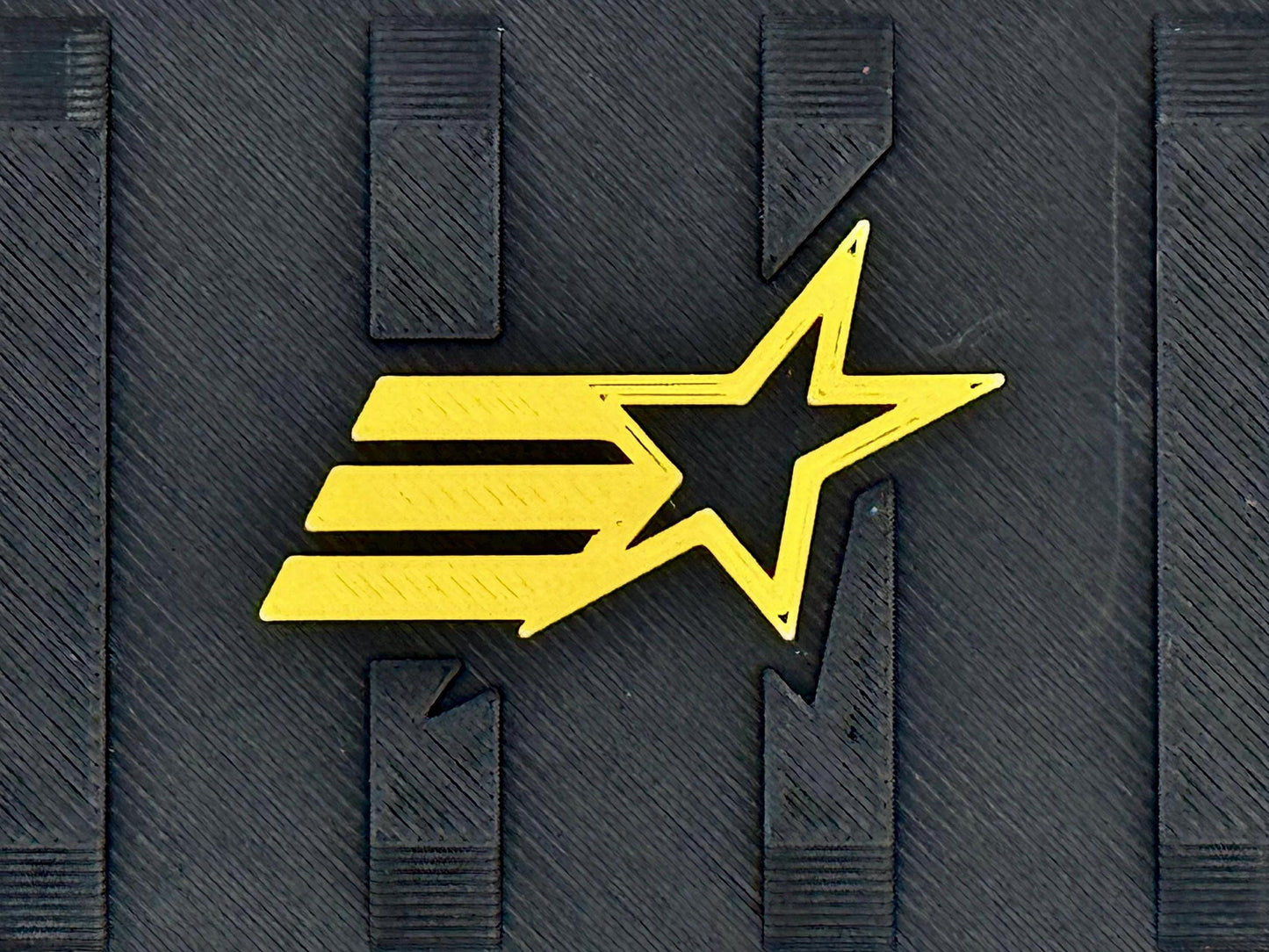 Star Black/Yellow