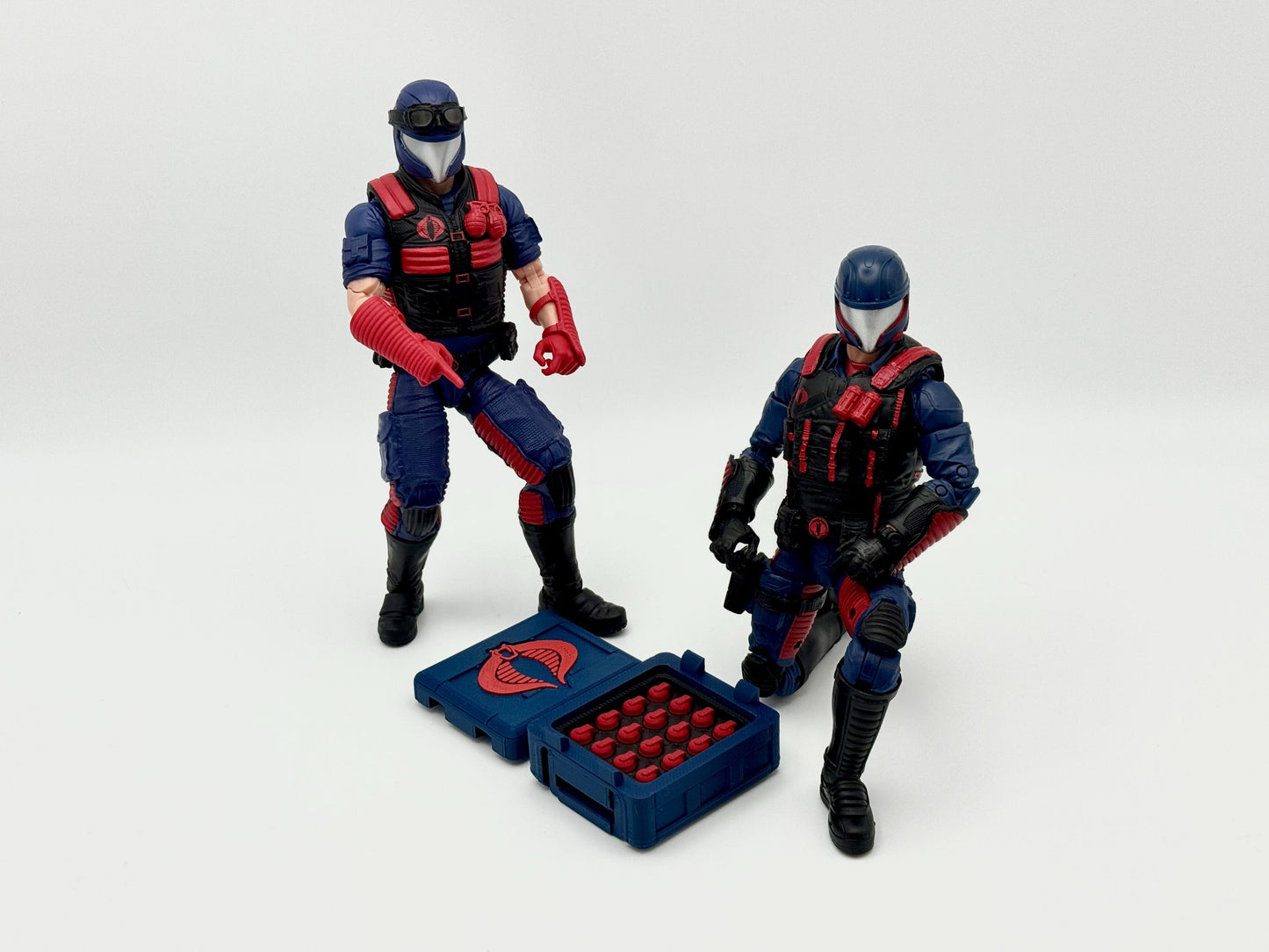 Standard Crate: Utility X-Small with Grenades (Viper Style) - Cobra