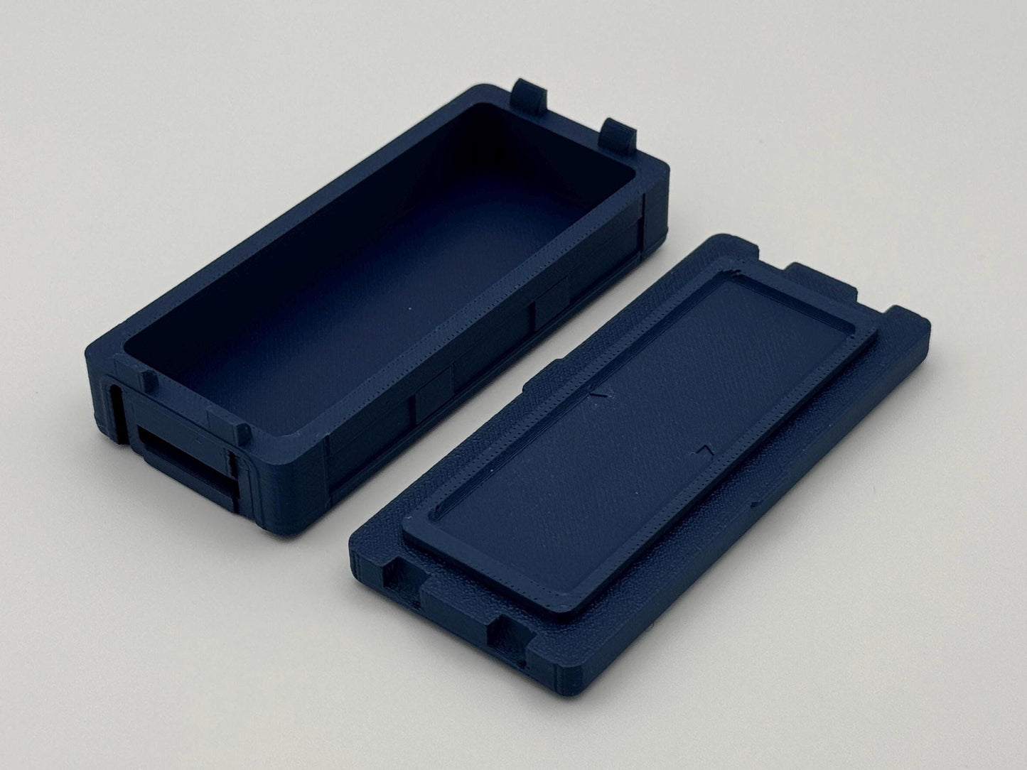 Standard Crate - Utility Medium - Cobra