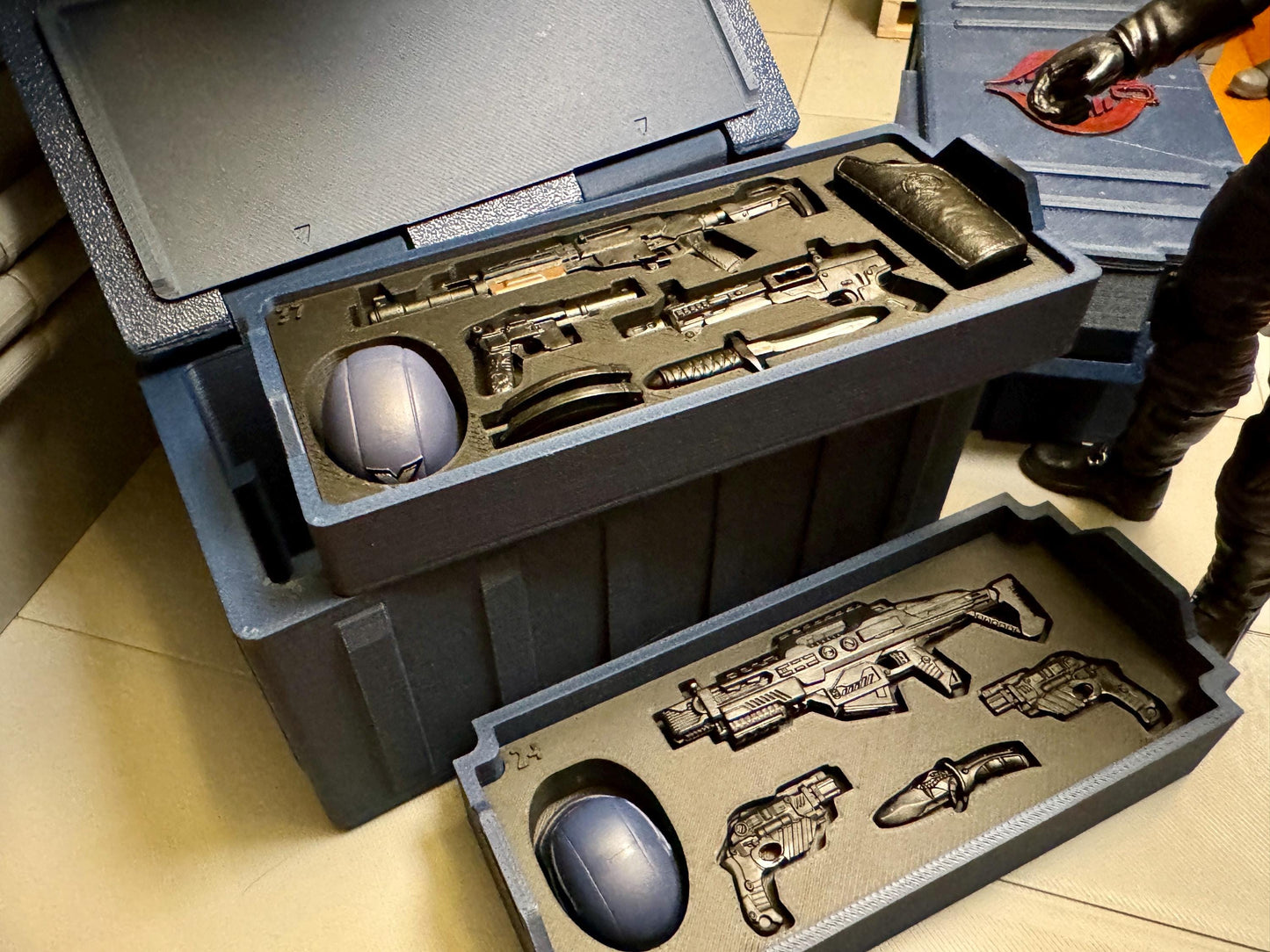 Mission Crate: Large Cobra Officer 37 & Trooper (24 or Retro)  Case Builder - G.I. Joe/Cobra